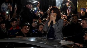 Argentina: Apuntan con arma de fuego a Cristina Kirchner