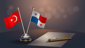 La Embajada de Panamá en Turquía anunció la apertura oficial del período de postulaciones para el programa de becas Türkiye Burslar, dirigido a estudiantes panameños y de otros países latinoamericanos interesados en cursar estudios superiores en ese país euroasiático.