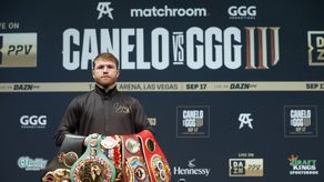 Canelo Álvarez bajo presión para rematar su trilogía con Golovkin