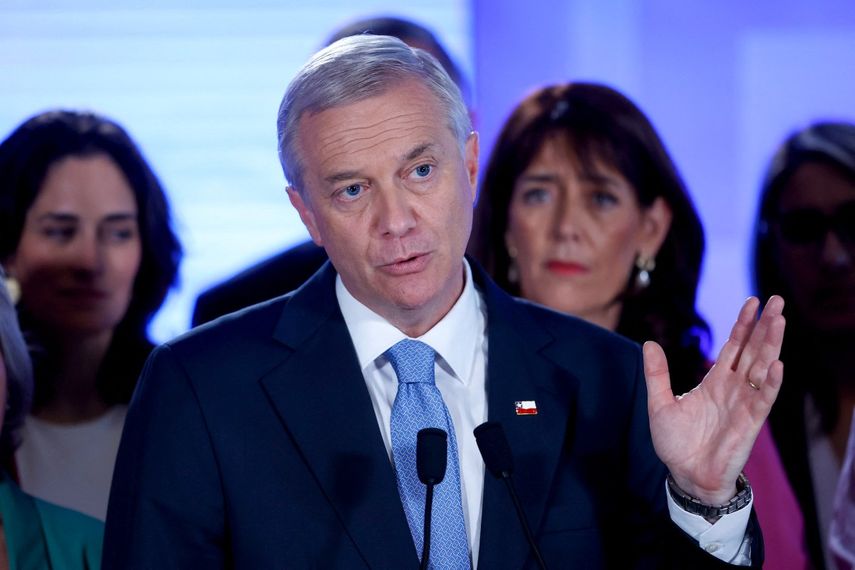 Kast propone crear un corredor para devolver a migrantes a sus países de origen