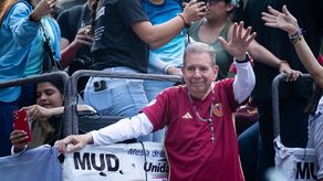 Edmundo González Urrutia promete salarios dignos a trabajadores de Venezuela