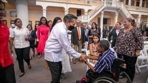 Presidente Cortizo se compromete a trabajar a favor de personas con discapacidad