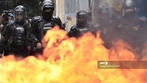 Casi 60 policías investigados en Colombia por violencia en protestas