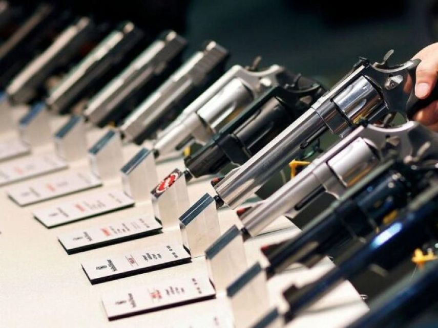 Brasil: Lula firma decreto que limita el acceso a armas