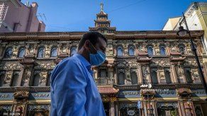 Moscú impone pase sanitario anticovid para ir a restaurantes