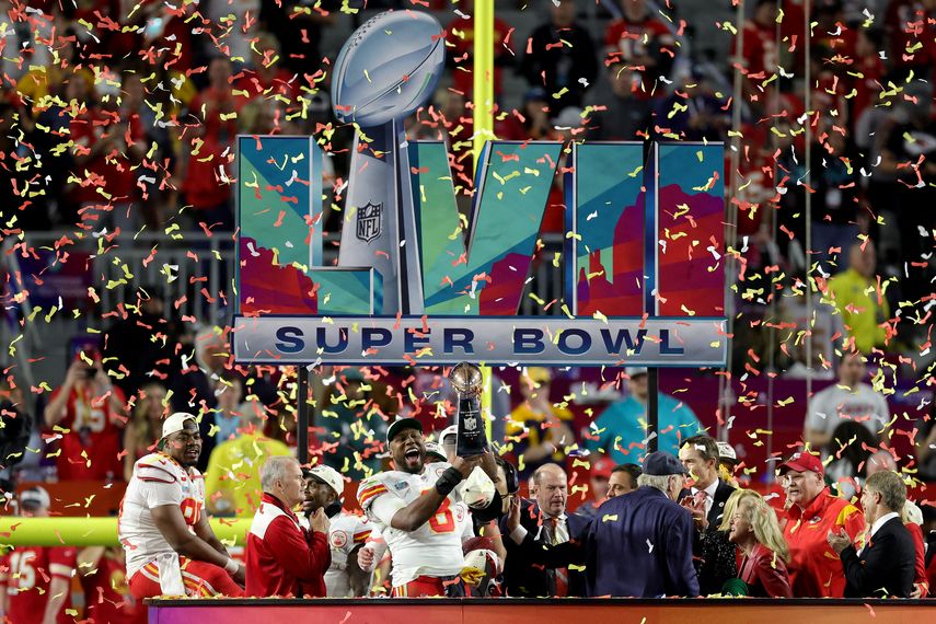 Super Bowl promedia 113 millones de televidentes