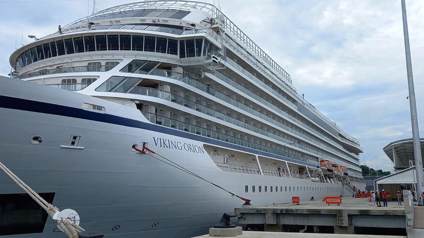 Empieza temporada de cruceros por el Canal de Panamá.