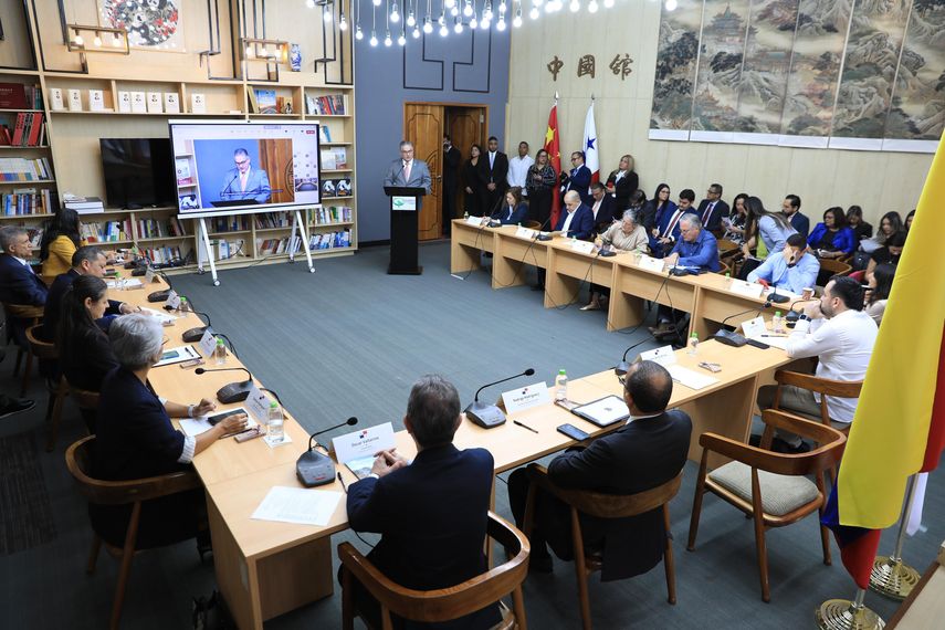 Panamá y Colombia avanzan en la actualización de la interconexión eléctrica binacional