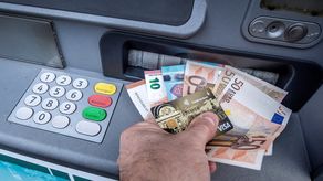El euro se revaloriza frente al dólar ante posible nueva subida de tasas