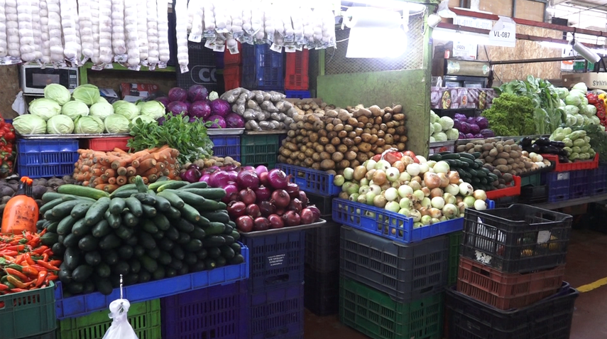 Los cierres de vías y huelgas amenazan con encarecer los alimentos en el país