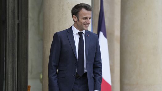 Macron se dirige a los franceses tras la victoria pírrica con la reforma de pensiones