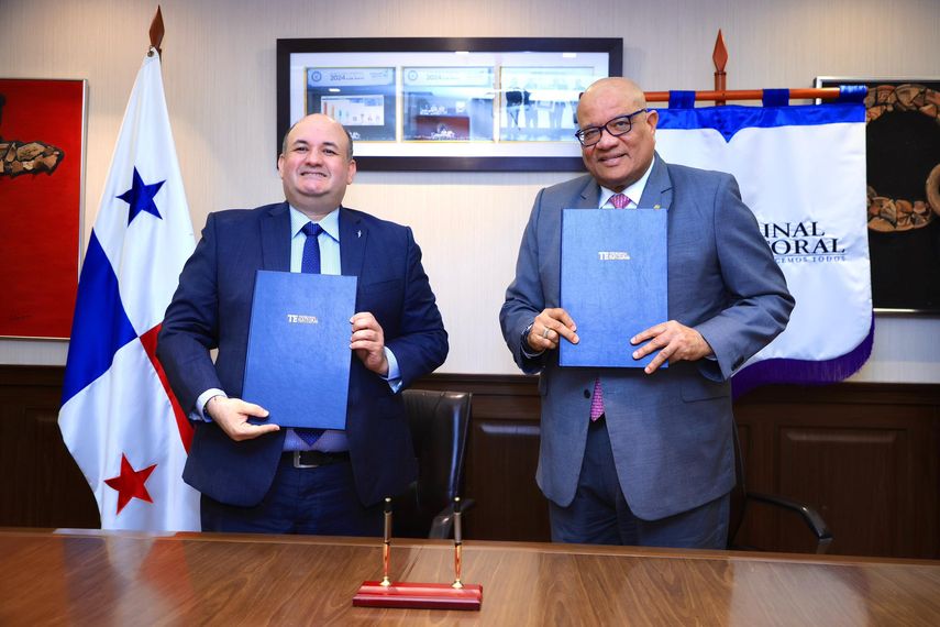 UAF firma convenio con el Tribunal Electoral para prevenir delitos financieros