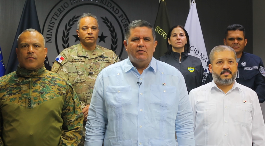 Piden destitución de ministro de seguridad Juan Manuel Pino