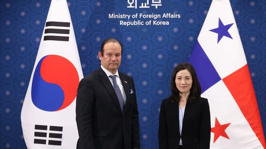Panamá y Corea refuerzan cooperación en logística, tecnología y educación