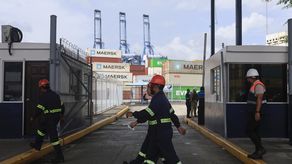 Hong Kong protesta por toma de puertos en Panamá y exige respeto a contratos