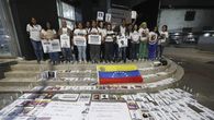 Venezuela liberó el miércoles a 14 periodistas en medio del lento proceso de excarcelaciones prometido por el gobierno interino bajo presión de Estados Unidos. Venezuela liberó el miércoles a 14 periodistas en medio del lento proceso de excarcelaciones prometido por el gobierno interino bajo presión de Estados Unidos.