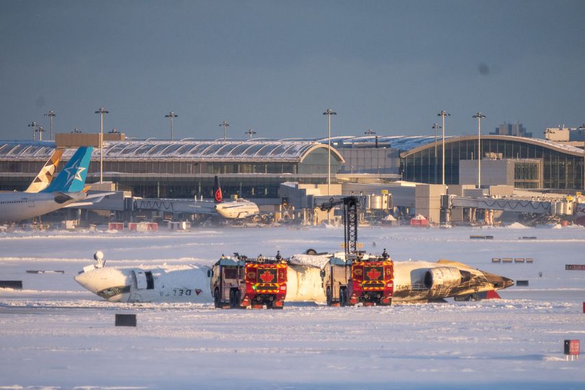 Accidente de avión de Delta Air Lines en Toronto deja al menos 15 heridos