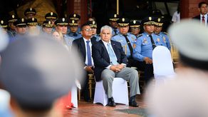 Mulino se reúne con bomberos y promete fortalecer la institución