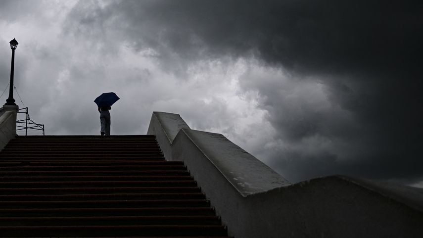La Oficina Nacional de Administración Oceánica y Atmosférica (NOAA, por sus siglas en inglés) declaró oficialmente el 9 de enero de 2025 la presencia de condiciones del Fenómeno de La Niña. La Oficina Nacional de Administración Oceánica y Atmosférica (NOAA, por sus siglas en inglés) declaró oficialmente el 9 de enero de 2025 la presencia de condiciones del Fenómeno de La Niña.