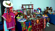 Durante la feria de la Ampyme participaron emprendedores dedicados a la elaboración de trenzas y peinados afro. Durante la feria de la Ampyme participaron emprendedores dedicados a la elaboración de trenzas y peinados afro.