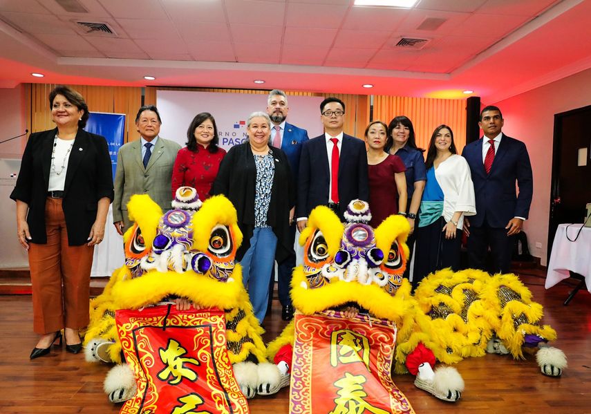 Etnia China se alista para celebrar el Año Nuevo Chino 2025