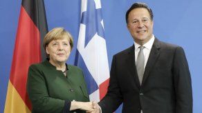 Angela Merkel saluda reacción de Panamá ante escándalo Mossack Fonseca
