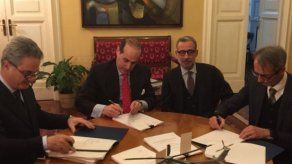 AgustaWestland se compromete a fabricar y entregar dos nuevos helicópteros a Panamá