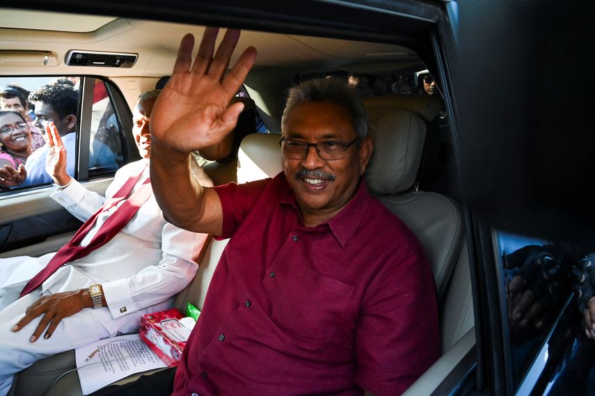 El expresidente de Sri Lanka, Gotabaya Rajapaksa, dijo que hizo "lo máximo" para evitar el desastre económico que afecta a su país, pero que la pandemia anuló sus esfuerzos, según su carta de dimisión leída este sábado en el Parlamento.