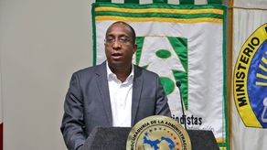 Procurador Javier Caraballo asegura que contrato minero es inconstitucional