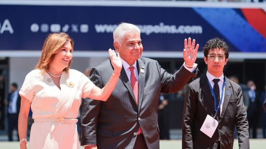El presidente de Panamá, José Raúl Mulino y su esposa. El presidente de Panamá, José Raúl Mulino y su esposa.