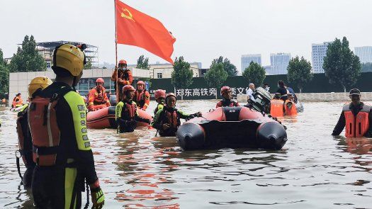 China con más de 51 muertos por devastadoras inundaciones