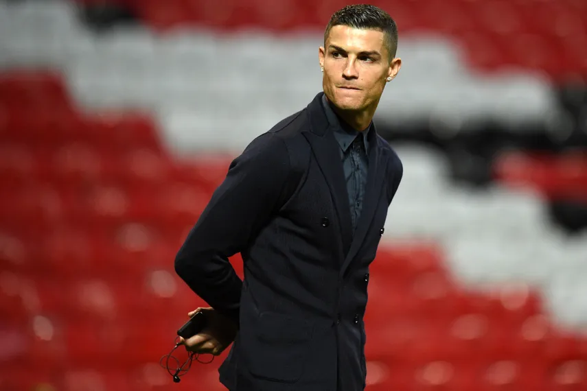 Relegado al banquillo en este inicio de campeonato en Inglaterra, Cristiano Ronaldo sólo dispone de unos días para 'escapar' de su 'prisión dorada' del Manchester United y poder disputar la Liga de Campeones.