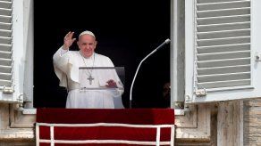 Papa Francisco salió del hospital tras su operación de colon