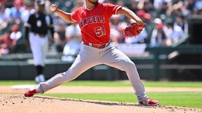 Panameño Jaime Barría doblega a los Medias Blancas con excelente pitcheo