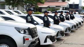 19 vehículos entregados a la Policía Nacional para reforzar seguridad turística