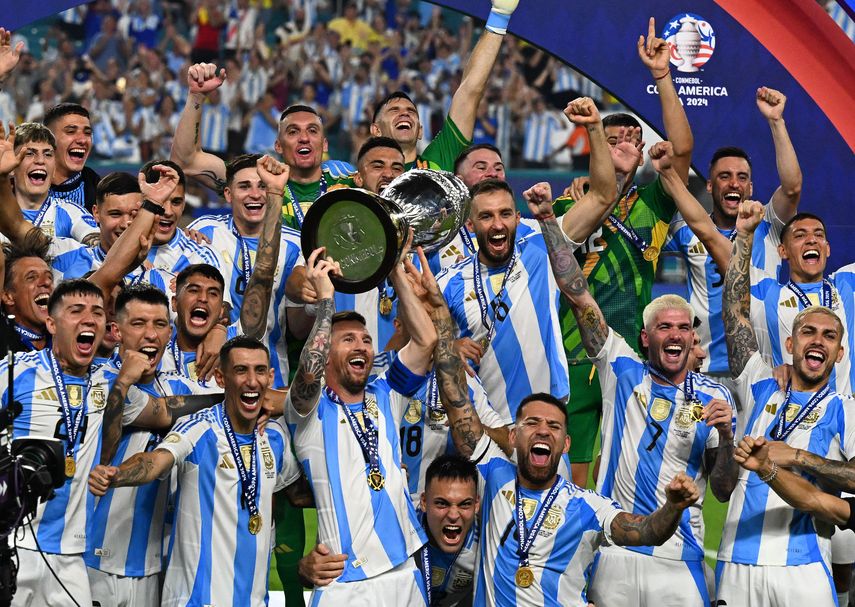 Argentina bicampeona de América al ganar 1-0 a Colombia