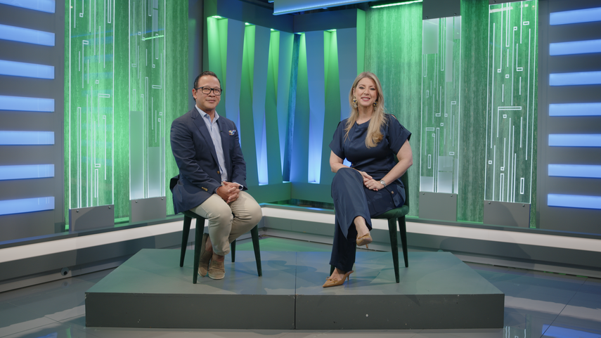 Su talento lo ha llevado a diseñar jardines para hoteles de lujo, parques públicos y museos de renombre en Estados Unidos. Ahora, el paisajista panameño Fernando Wong también se ha consolidado como una figura de la televisión internacional. Su talento lo ha llevado a diseñar jardines para hoteles de lujo, parques públicos y museos de renombre en Estados Unidos. Ahora, el paisajista panameño Fernando Wong también se ha consolidado como una figura de la televisión internacional.