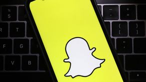 Familias de víctimas piden a Snapchat actuar contra el tráfico de drogas en su red