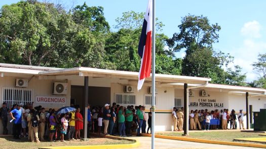El Ministerio de Salud (Minsa) inauguró el nuevo y moderno Centro de Salud Materno Infantil Laura Pedroza Salas en el corregimiento de Sambú, distrito de Chepigana, marcando un hito histórico para la región al tratarse de la primera infraestructura sanitaria inaugurada en más de 30 años en la provincia de Darién. El Ministerio de Salud (Minsa) inauguró el nuevo y moderno Centro de Salud Materno Infantil Laura Pedroza Salas en el corregimiento de Sambú, distrito de Chepigana, marcando un hito histórico para la región al tratarse de la primera infraestructura sanitaria inaugurada en más de 30 años en la provincia de Darién.