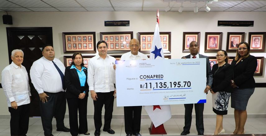 MEF entrega $11.1 millones para prevención de delitos de drogas