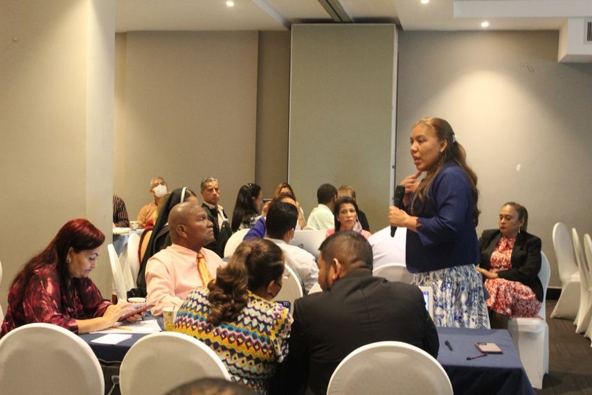 Educación: Presentan nueva propuesta para evaluar desempeño