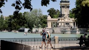 El mar alcanza temperatura récord en una España agobiada por el calor