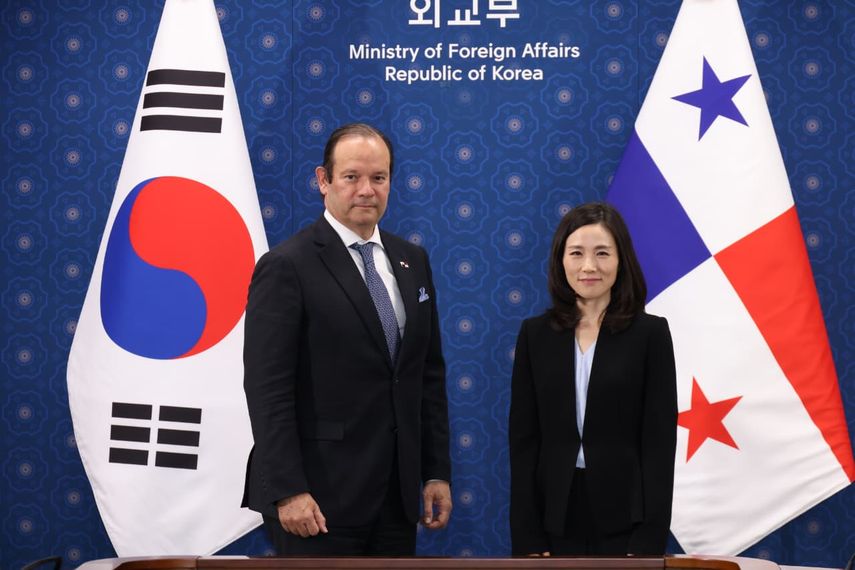 Panamá y Corea refuerzan cooperación en logística, tecnología y educación