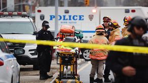 Al menos 13 heridos en tiroteo en el metro de Nueva York