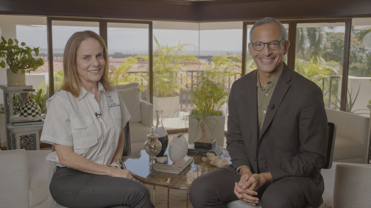 Panamá avanza hacia una educación del siglo XXI. Panamá avanza hacia una educación del siglo XXI.