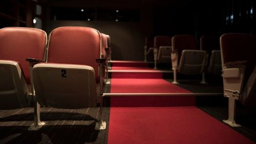 Emiratos Árabes Unidos levanta censura en el cine
