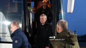 Autoridades ucranianas y separatistas prorrusos intercambian prisioneros