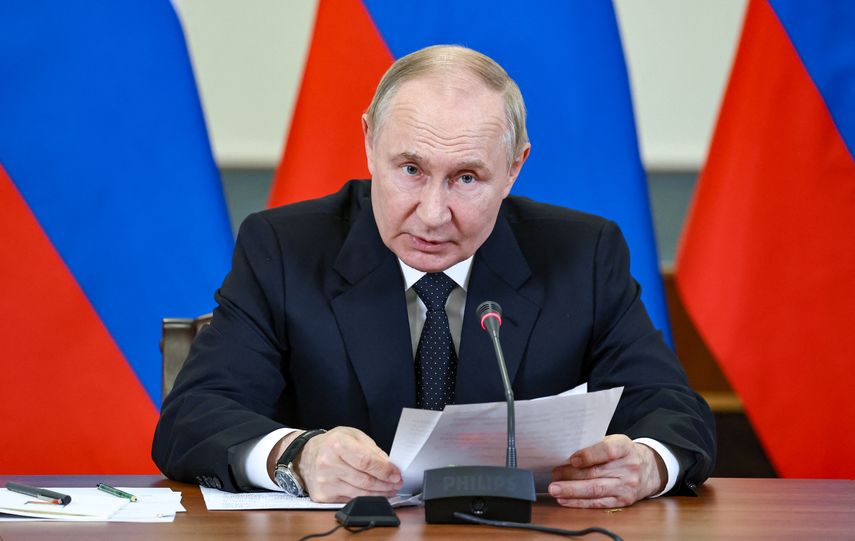 El presidente ruso, Vladímir Putin, decretó este lunes el segundo llamamiento a filas de 2025 para cumplir el servicio militar obligatorio, que afectará a 135.000 rusos de 18 a 30 años. El presidente ruso, Vladímir Putin, decretó este lunes el segundo llamamiento a filas de 2025 para cumplir el servicio militar obligatorio, que afectará a 135.000 rusos de 18 a 30 años.