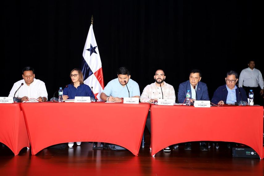 La Apede pide a los diputados actuar con responsabilidad. La Apede pide a los diputados actuar con responsabilidad.