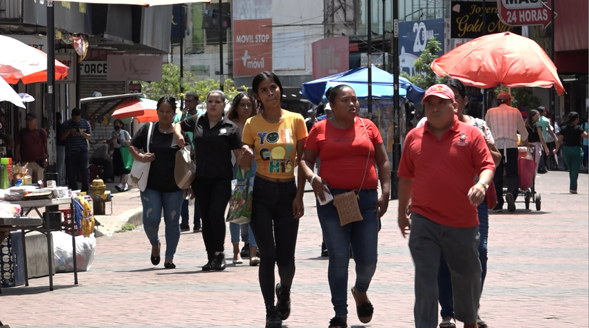Trabajadores esperan anuncio sobre nuevo salario mínimo